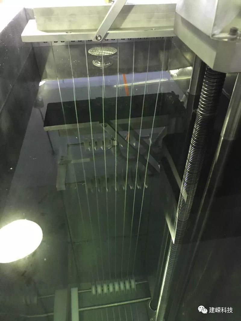 客戶現(xiàn)場(chǎng)紡絲驗(yàn)收，開機(jī)紡絲一氣呵成